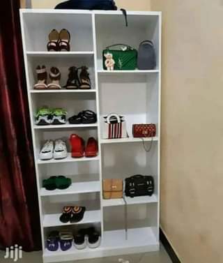 A picture of Ofa ofa kwamaitaji ya furniture zandan za aina zote call