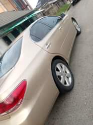 A picture of KB AUTOs first body Lexus Es330 YEAR 2006 model Neatly