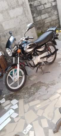 A picture of Boxer bm 125