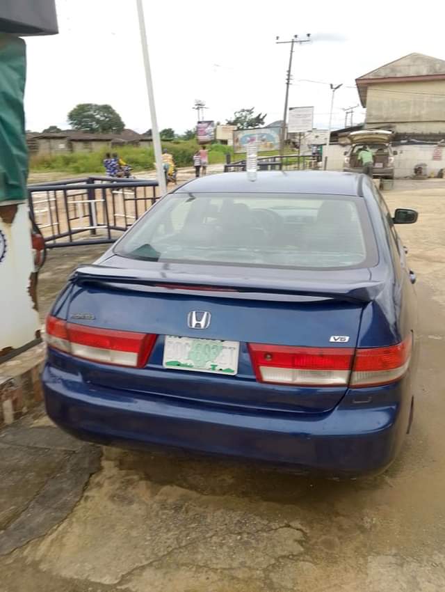A picture of 2006 Honda Everything working well But and drive Price 3m