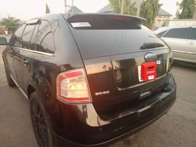A picture of 2009 Ford Edge FIRST BODY