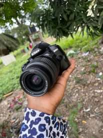 A picture of NIKON D3000