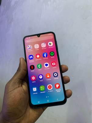 A picture of Samsung A24 128Gb 4Gb ram