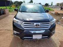 A picture of Clean 2010 highlander buy