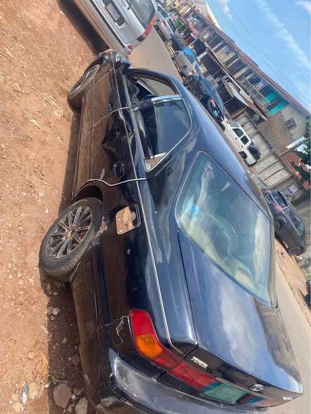 A picture of Camry 2 2