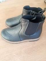 classifieds/shoes