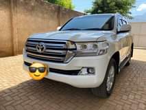 A picture of Land Cruiser V8 For Sale