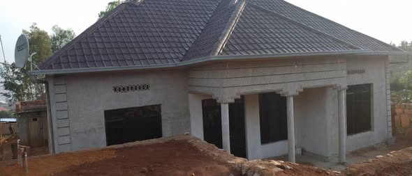 A picture of 42M masaka gako 1 5km uvuye ku bitaro inzu wahita