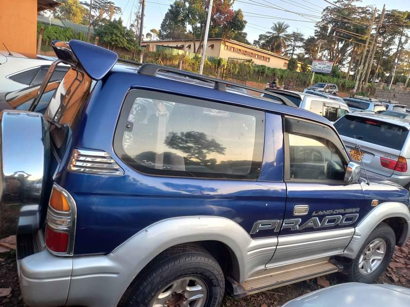 A picture of Landcruiser tx
