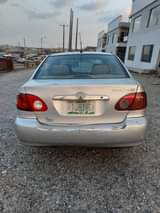 A picture of Toyota Corolla 04 model is available with good condition engine