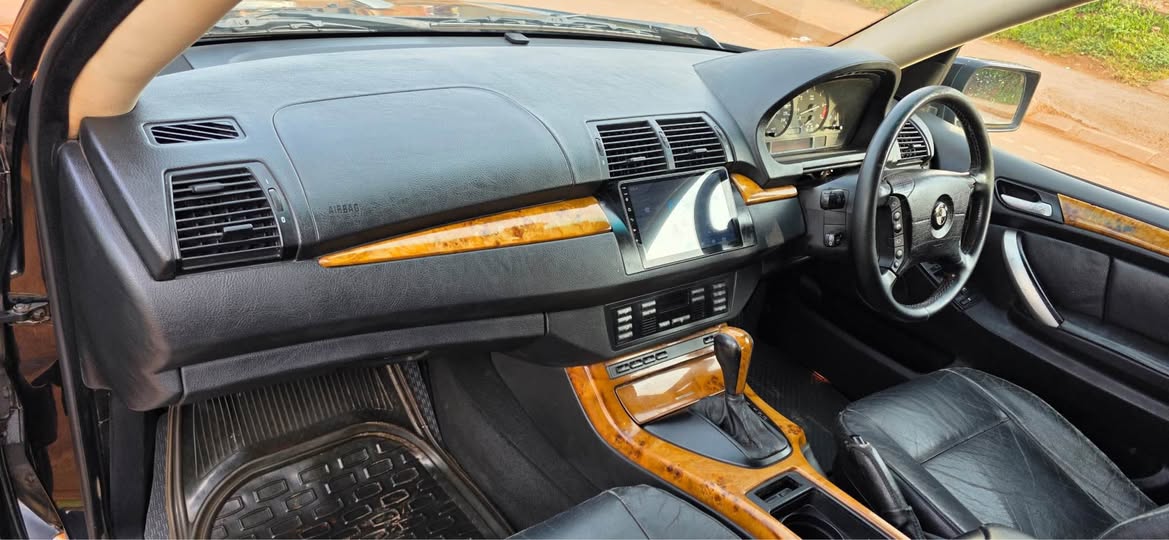 A picture of BMW X5