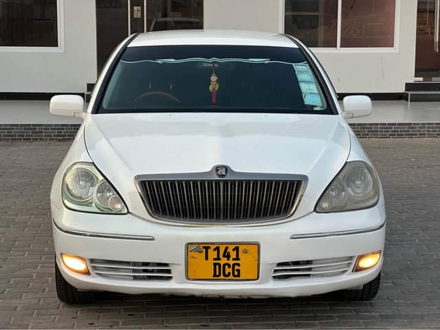A picture of TOYOTA BREVIS PREMIUM Cc 2490 Year 2005 Full ac Full