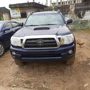 A picture of Toyota Tacoma 2008