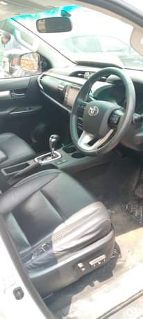 A picture of TOYOTA HILUX SR5 SUPER OFF ROAD
