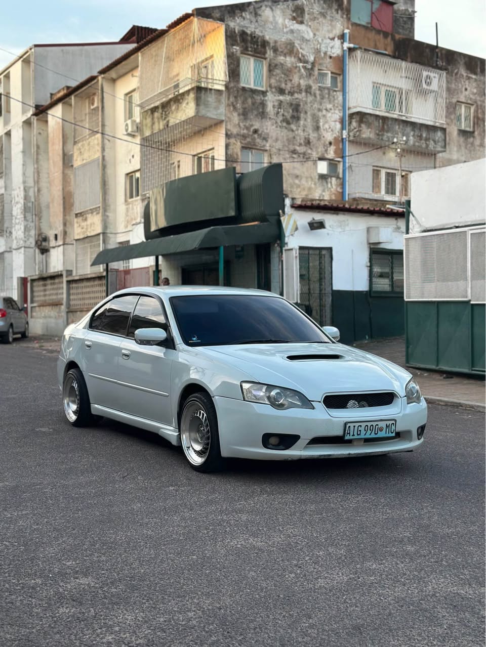 subaru legacy