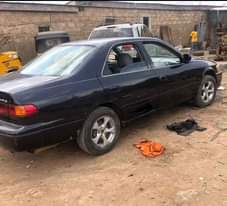 A picture of Toyota Camry envelop 2001