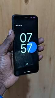 A picture of Google pixel 4xl