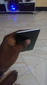 A picture of Iphone 6 0687098582