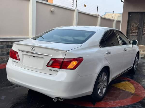 A picture of WOW Lucky for the buyer This is premium standard lexus