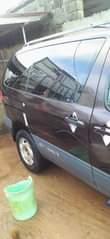 A picture of 02 Toyota Sienna