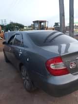 A picture of Toyota Camry 04