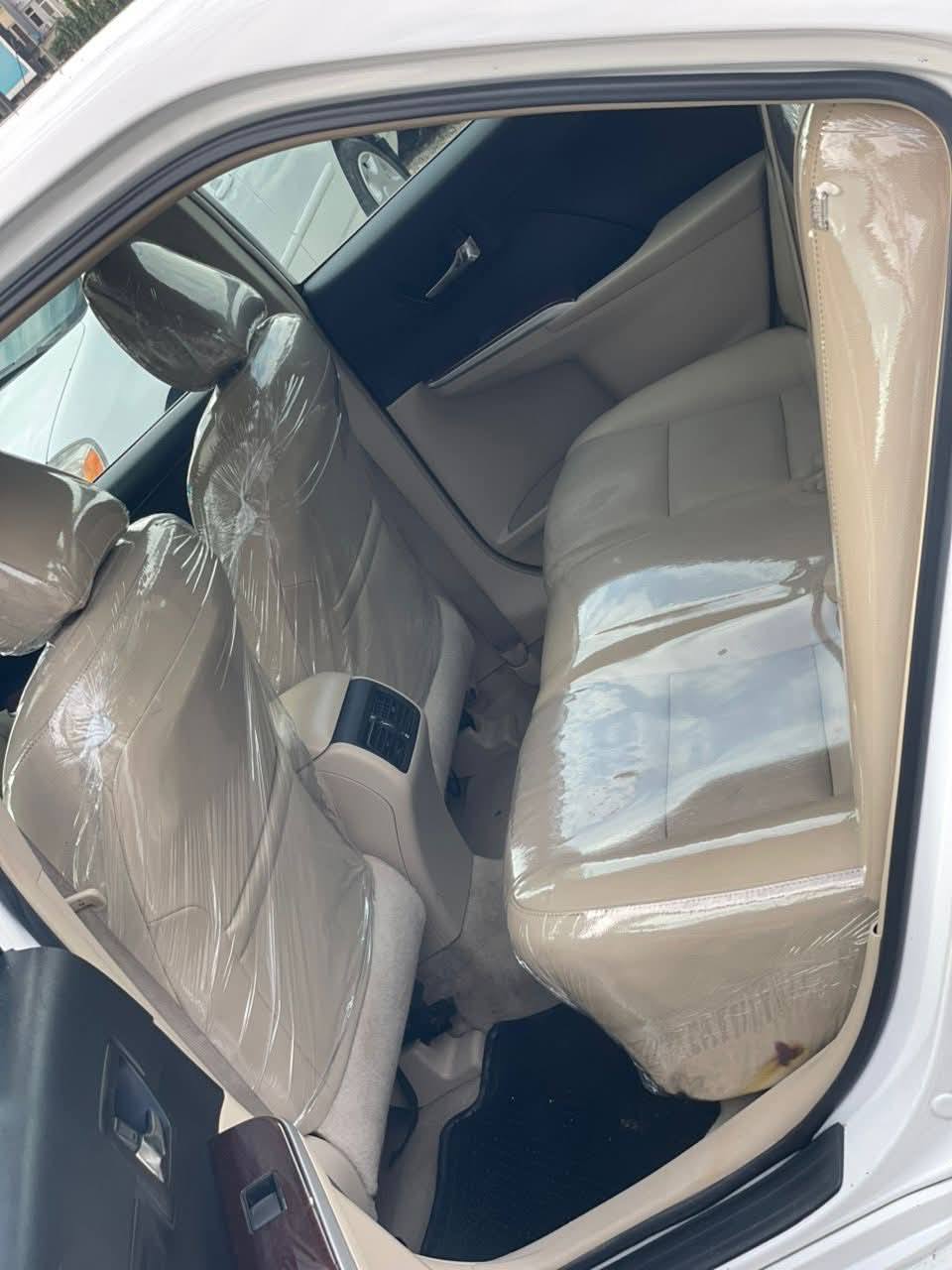 A picture of 16.8M 2013 Toyota Camry XLE Foreign Used Full Option Original