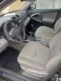 A picture of 2010 Toyota Rav4 Le