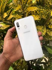 A picture of Samsung Galaxy A30