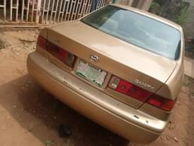A picture of Camry drop light for sale