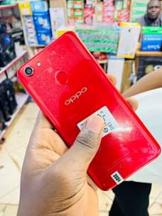 A picture of Aquos.oppo. sumsung.