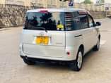 A picture of Sienta Kari Sana Price 8 tu Location mwanza 0764862357 0744301894