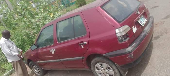 A picture of Car