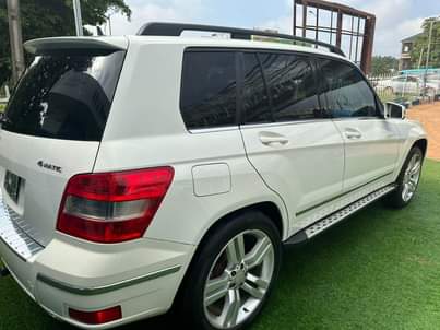 A picture of For Sale BENZ GLK 350 4matic 2010 REGISTERED Super Clean