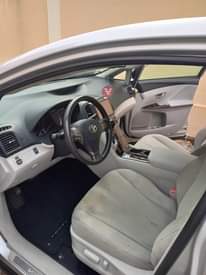 A picture of 2011 Toyota Venza 1st user first body paint reverse camera