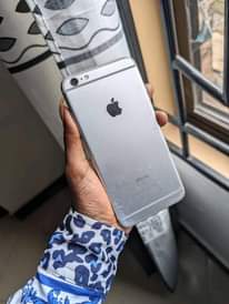 A picture of iPhone 6S PLUS 64GB