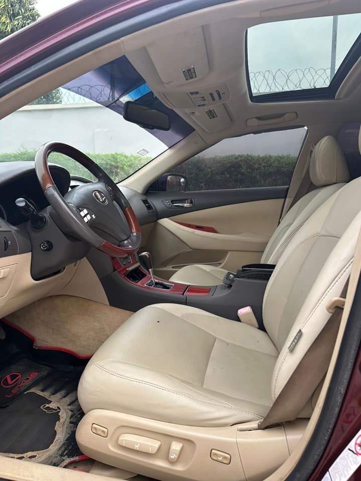 A picture of Good Deal Reg Lexus ES350 2009 Untouched Engine Gear Wine