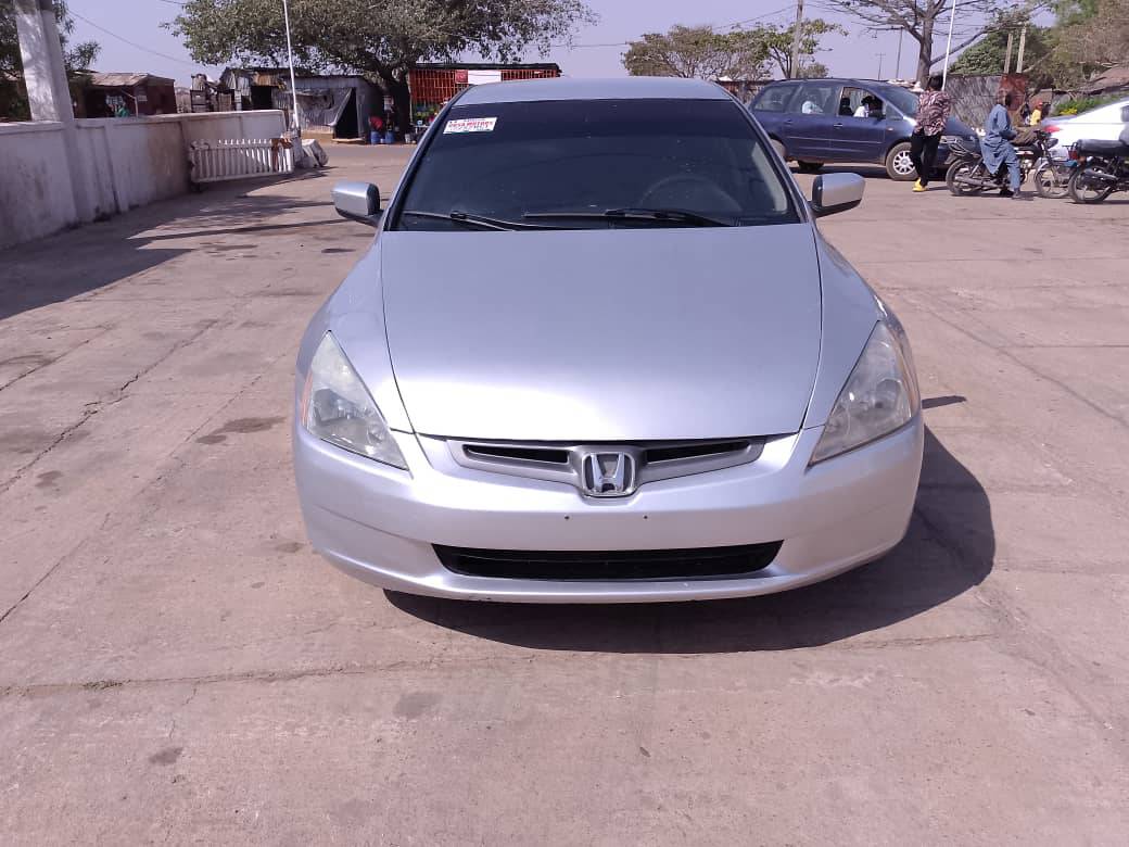A picture of Honda Accord E0D