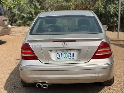 A picture of MERCEDES C230