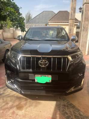 A picture of This car is bought brand new not used like that.