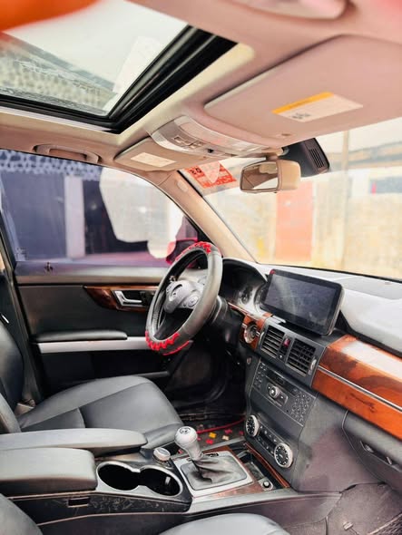 A picture of 2010 Toks standard Mercedes Benz glk
