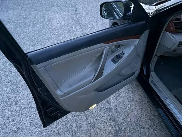 A picture of Quick sale Toyota camry 2008