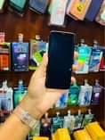 A picture of Samsung s8 crack screen