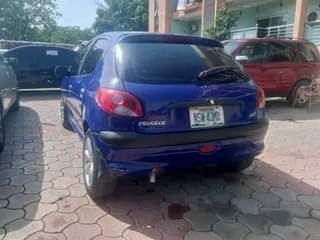 A picture of 2002 Peugeot 206