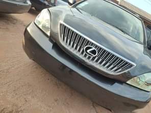 A picture of Dealers deal Lexus RX330 Fault AC not chilling Price 5