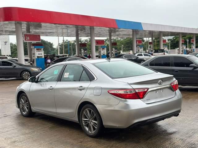 A picture of FOR SALE Super clean foreign used Toyota Camry SE 2016