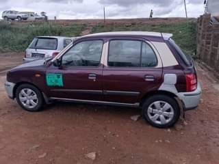 A picture of 2004 NISSAN MICRA 2 0