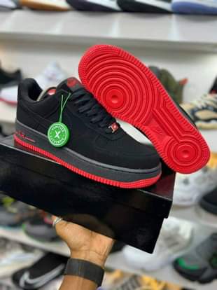A picture of Airforce orgbei kitonga wakuu ni offer Tsh 55 000 tu