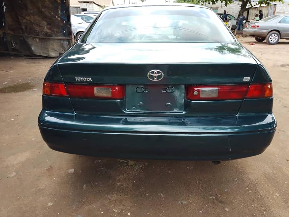 A picture of Toyota Camry tiny