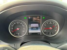 A picture of SHARPEST SUPER CLEAN BARELY DRIVEN TOKS STANDARD MERCEDES BENZ GLC300