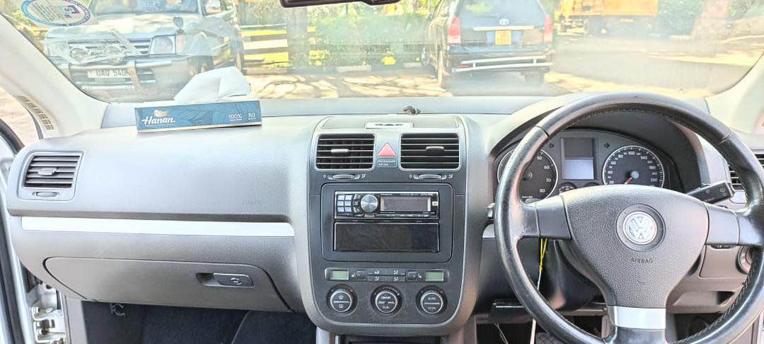A picture of Golf5 estate 14m